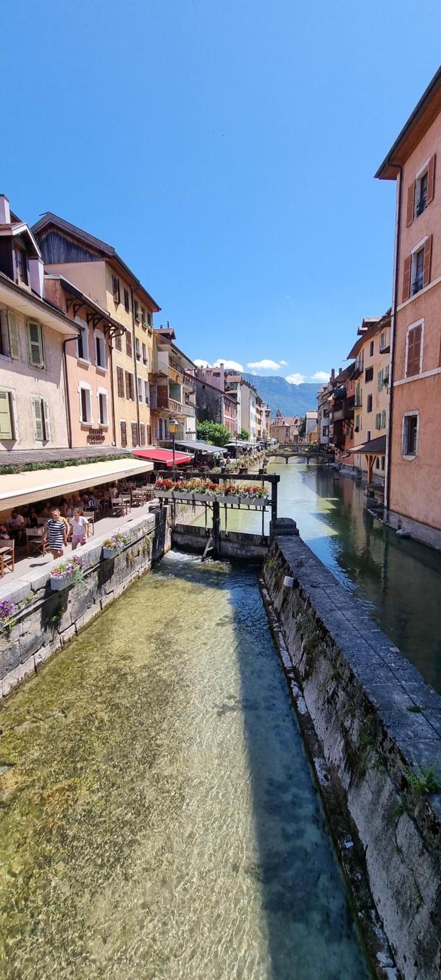 Appartement De Charme Au Coeur De La Vieille Ville Annecy Eksteriør billede